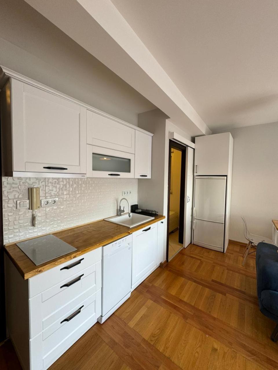 Dh Splend Apartment Budva